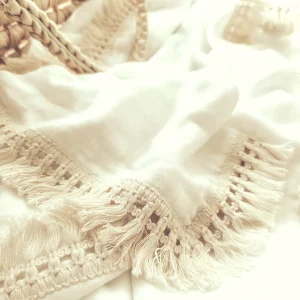 The Bohemian White XL